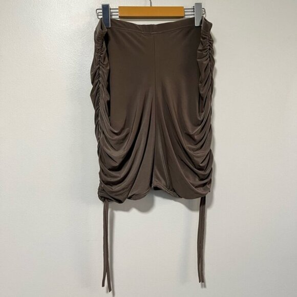 PrettyLittleThing Brown Ruched Bodycon Shorts - Size US Large - Picture 11 of 15